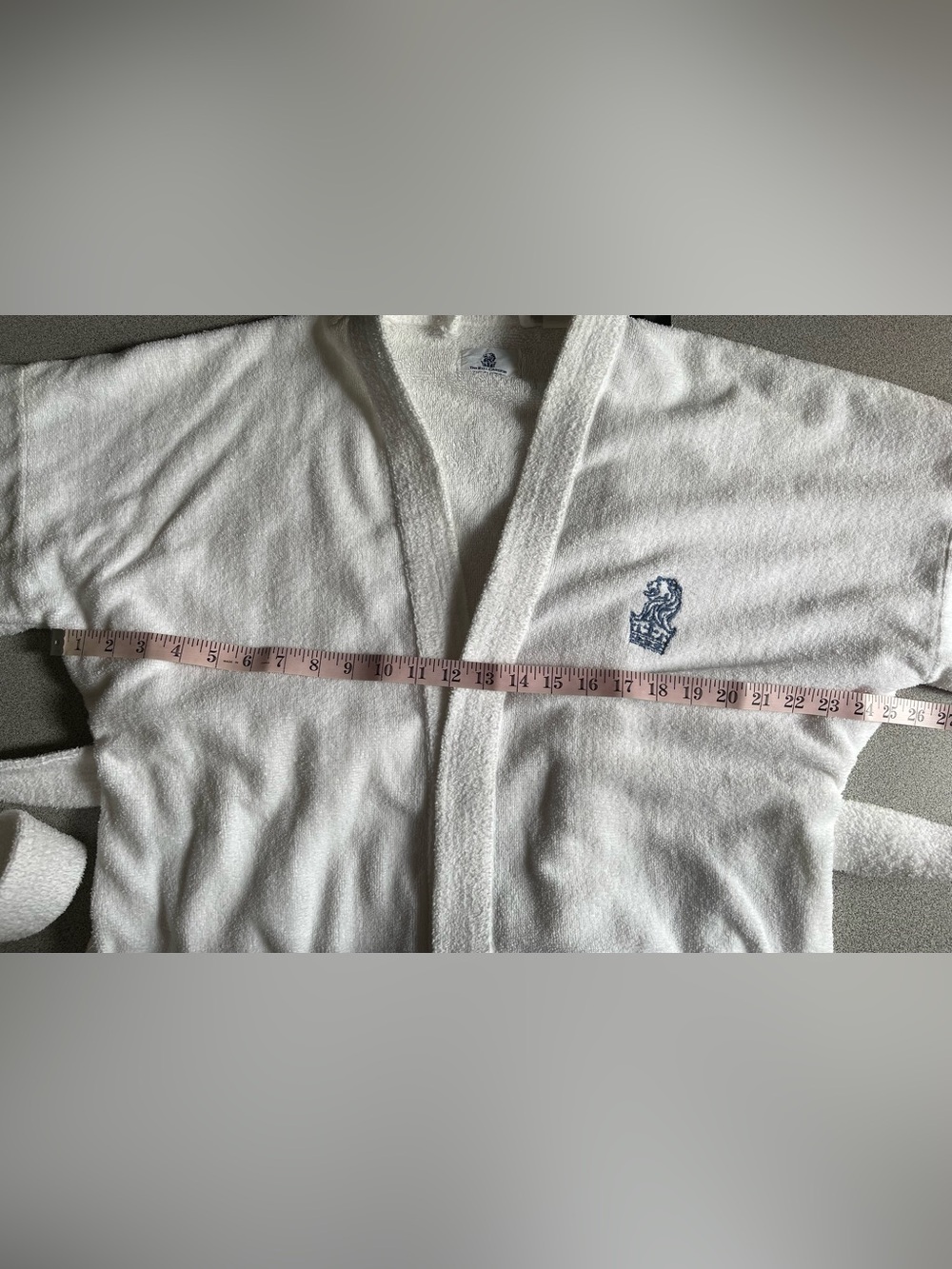Vintage Ritz Carlton White Blue Logo Terry Robe O/S - Picture 9 of 14